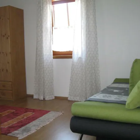 Haus Am Dorfplatz Apartment