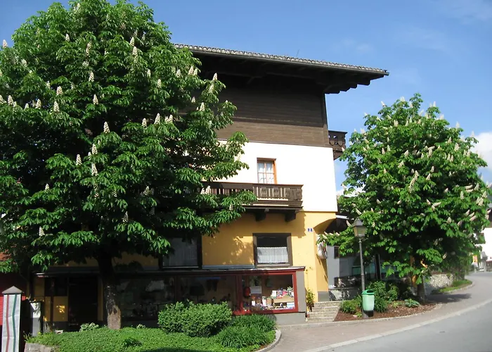 Haus Am Dorfplatz *